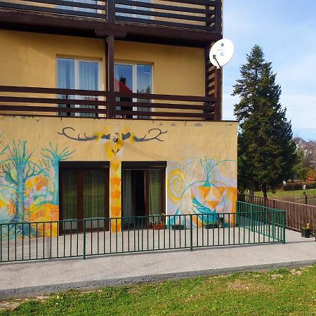 Happy Holiday Apartments Предеал Екстериор снимка