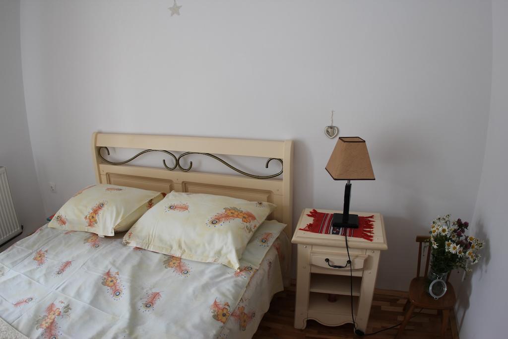 Happy Holiday Apartments Предеал Екстериор снимка