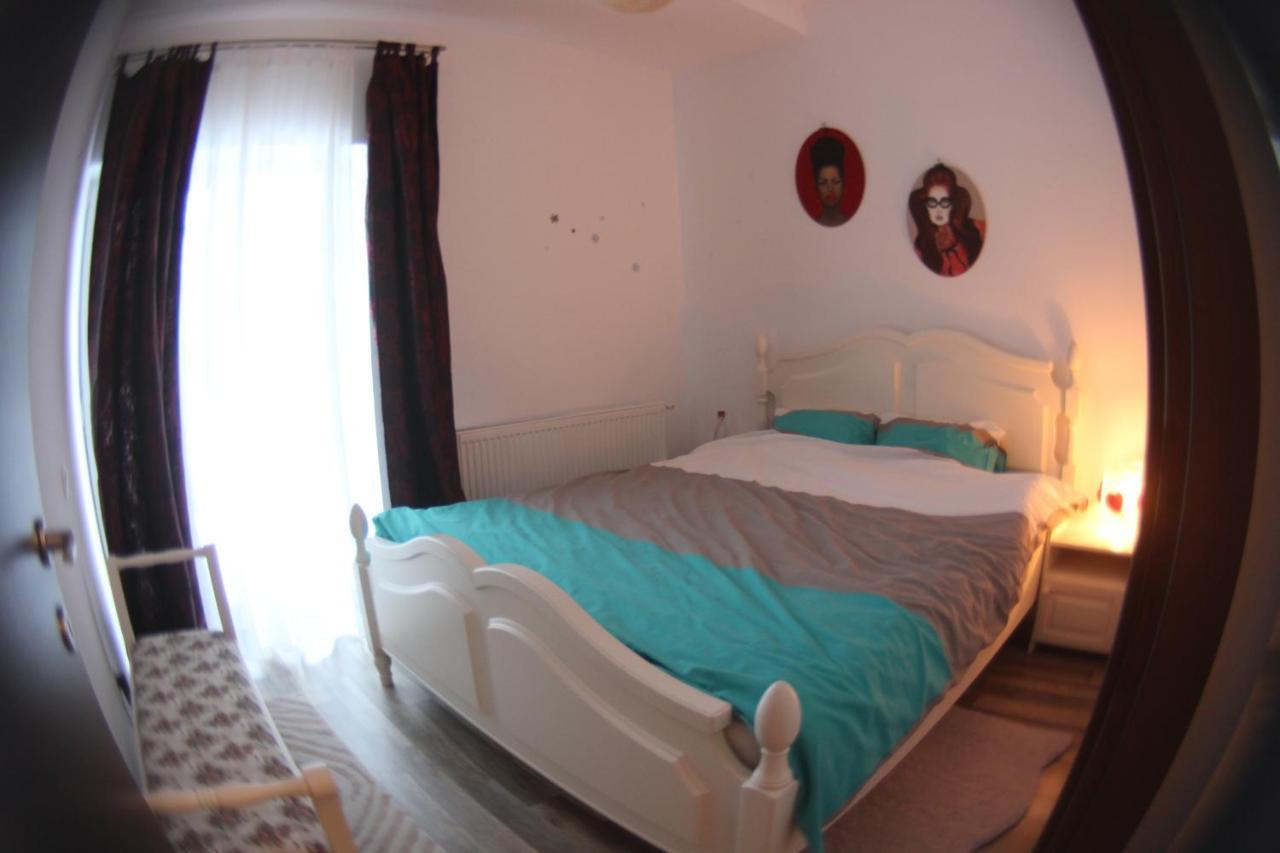 Happy Holiday Apartments Предеал Екстериор снимка