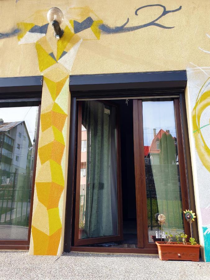 Happy Holiday Apartments Предеал Екстериор снимка